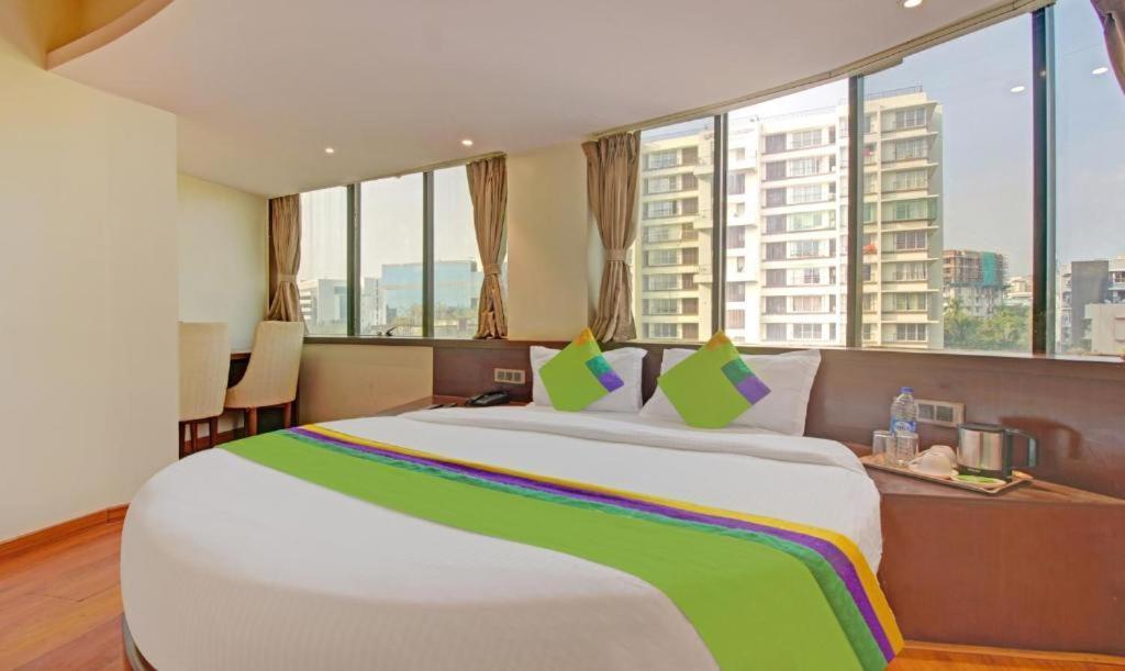 Hotel Pacific By Bestays Mumbai Exterior photo
